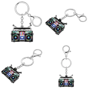 Llavero Boombox Retro: Estilo Gótico y Alternativo